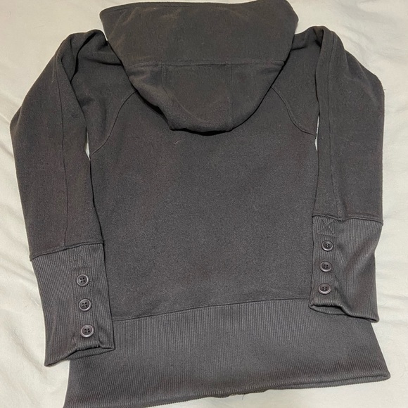 Warm Burton Sweater XS. - Picture 2 of 3